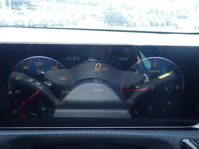 メルセデス・ベンツ ＣＬＡ２００ｄ Sブレーク AMGライン 千葉県 2020(令2)年 4.7万km コスモスブラック アクティブブレーキアシスト/レーンチェンジアシスト/ブラインドスポットアシスト/アテンションアシスト/ディストロニック/パワーバックドア/純正ナビ/地デジTV/【Bluetooth接続】/バックカメラ/リバース連動ドアミラー（左）/ワイヤレス充電/前席パワーシート/シートヒーター/ハーフレザーシート/革巻きステアリング/ステアリングスイッチ/パドルシフト/ETC（2.0）/LEDヘッドライト/ウインカーミラー/パークトロニック/18インチアルミホイル/サイド/カーテンエアバッグ/キーレスゴー
