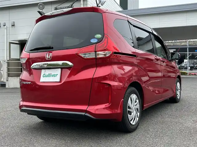 ホンダ フリード＋ G 長崎県 2018(平30)年 3.8万km プレミアムクリスタルレッドM ディーラーオプションナビ/ビルトインETC/片側パワースライドドア/前方ドライブレコーダー/バックカメラ/プッシュスタート/スマートキー/純正フロアマット/ドアバイザー/スペアキー１本