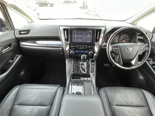 トヨタ アルファード S Cパッケージ 佐賀県 2020(令2)年 5.8万km ブラック モデリスタエアロ/ダブルサンルーフ/純正メモリナビ・フルセグ /・Bluetooth/ミラーキャスト/CD/DVD/フリップダウンモニター/バックカメラ/デジタルインナーミラー/トヨタセーフティーセンス/・プリクラッシュセーフティ/・レーンディパーチャーアラート/・レーントレーシングアシスト/・アダプティブ・ハイビームシステム/・ロードサインアシスト/・ドライバー異常時対応システム/・プロアクティブドライビングアシスト/・緊急時操舵支援/・フロントクロストラフィックアラート/・レーンチェンジアシスト/・レーダークルーズコントロール/シートヒーター（D＋N席）/ベンチレーション（D＋N席）/パワーシート（D＋N＋2列目席）/メモリーシート（D席）/オットマン/両側パワースライドドア/電動リアゲート/純正三眼LEDヘッドライト/ドライブレコーダー/オートブレーキホールド/ブラインドスポットモニター/シーケンシャルウィンカー/純正18インチアルミホイル/純正フロアマット/ETC