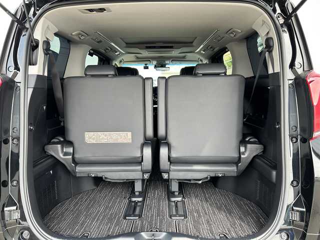 トヨタ アルファード S Cパッケージ 佐賀県 2020(令2)年 5.8万km ブラック モデリスタエアロ/ダブルサンルーフ/純正メモリナビ・フルセグ /・Bluetooth/ミラーキャスト/CD/DVD/フリップダウンモニター/バックカメラ/デジタルインナーミラー/トヨタセーフティーセンス/・プリクラッシュセーフティ/・レーンディパーチャーアラート/・レーントレーシングアシスト/・アダプティブ・ハイビームシステム/・ロードサインアシスト/・ドライバー異常時対応システム/・プロアクティブドライビングアシスト/・緊急時操舵支援/・フロントクロストラフィックアラート/・レーンチェンジアシスト/・レーダークルーズコントロール/シートヒーター（D＋N席）/ベンチレーション（D＋N席）/パワーシート（D＋N＋2列目席）/メモリーシート（D席）/オットマン/両側パワースライドドア/電動リアゲート/純正三眼LEDヘッドライト/ドライブレコーダー/オートブレーキホールド/ブラインドスポットモニター/シーケンシャルウィンカー/純正18インチアルミホイル/純正フロアマット/ETC