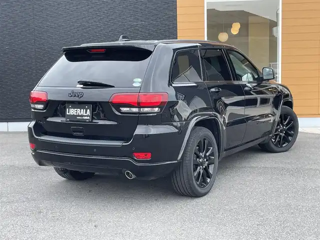 クライスラー・ジープ ジープ グランドチェロキー アルティテュード 栃木県 2019(令1)年 4.9万km 黒 ワンオーナー /AppleCarPlay/ハーフレザー /スマートキー/パワーシート /シートヒーター /ナビ/フルセグTV/F/S/Rカメラ/パークセンス/クルーズコントロール/エアサスペンション/DAC/キセノンヘッドライト/オートライト