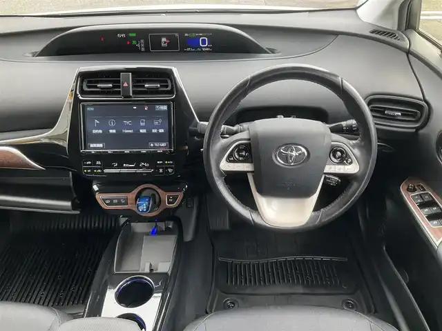 トヨタ プリウス ＰＨＶ S 滋賀県 2017(平29)年 9.4万km ホワイトパールクリスタルシャイン 車検8年6月まで/トヨタセーフティセンス/クルーズコントロール/モデリスタエアロ（フロント、サイド、リア）/純正9インチナビ/Bluetooth、CD、DVD、フルセグテレビ/バックカメラ/ビルトインETC/前席シートヒーター/ステアリングヒーター/純正LEDヘッドライト・LEDフォグランプ/充電ケーブル有り/純正ゴムマット/取扱説明書/保証書