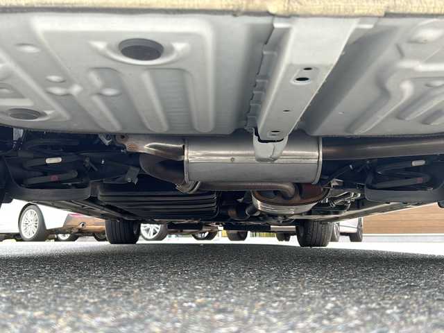 トヨタ ヴォクシー ZS 煌Ⅱ 佐賀県 2019(令1)年 7.6万km ホワイトパールクリスタルシャイン 純正ナビ(NSZT-Y68T)/Bluetooth/CD/DVD/フルセグTV/バックアップ/衝突軽減システム/レーンキープアシスト/クルーズコントロール/クリアランスソナー/前後ドライブレコーダー/両側パワースライドドア/LEDオートライト／オートマチックハイビーム/ダブルエアコン/フリップダウンモニター/チップアップシート/ETC/保証書/取扱説明書/点検記録簿(R1/2/3/4/6)