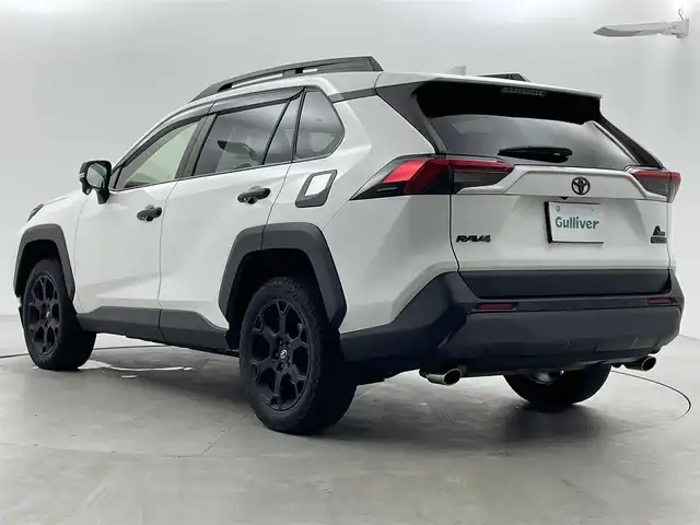トヨタ ＲＡＶ４ アドベンチャー オフロードPKG 福井県 2021(令3)年 7.3万km スーパーホワイトⅡ 純正9インチナビ/型式：NSZT-Y68T/【AM/FM/CD/Bluetooth】/バックカメラ/ETC/ＪＡＯＳノーズプロテクター　/ＴＲＤフロントバンパーガーニッシュ/衝突軽減ブレーキ/クルーズコントロール（追従有）/車線逸脱警報機能/レザーシート/シートヒーター（運転席/助手席）/シートクーラー（運転席/助手席）/プッシュスタート/スマートキー/オートライト/LEDヘッドライド