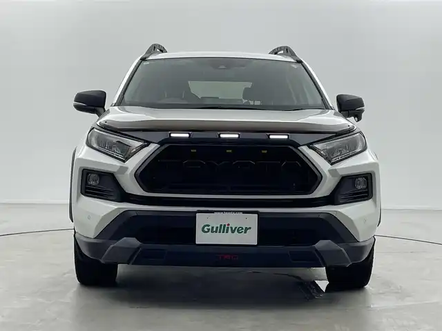 トヨタ ＲＡＶ４ アドベンチャー オフロードPKG 福井県 2021(令3)年 7.3万km スーパーホワイトⅡ 純正9インチナビ/型式：NSZT-Y68T/【AM/FM/CD/Bluetooth】/バックカメラ/ETC/ＪＡＯＳノーズプロテクター　/ＴＲＤフロントバンパーガーニッシュ/衝突軽減ブレーキ/クルーズコントロール（追従有）/車線逸脱警報機能/レザーシート/シートヒーター（運転席/助手席）/シートクーラー（運転席/助手席）/プッシュスタート/スマートキー/オートライト/LEDヘッドライド