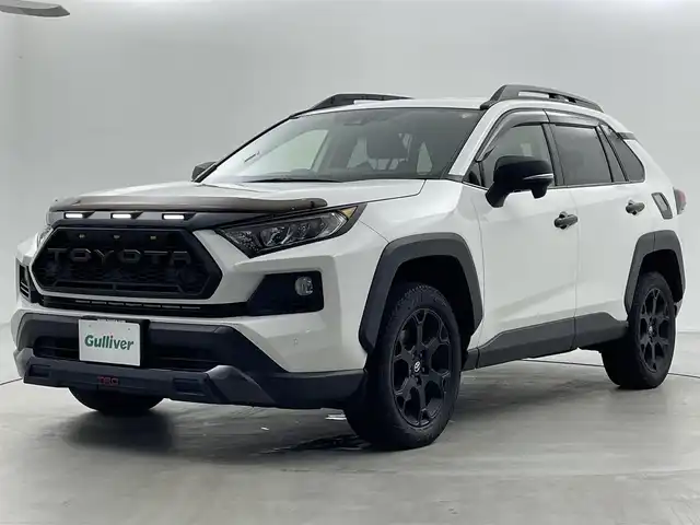 トヨタ ＲＡＶ４ アドベンチャー オフロードPKG 福井県 2021(令3)年 7.3万km スーパーホワイトⅡ 純正9インチナビ/型式：NSZT-Y68T/【AM/FM/CD/Bluetooth】/バックカメラ/ETC/ＪＡＯＳノーズプロテクター　/ＴＲＤフロントバンパーガーニッシュ/衝突軽減ブレーキ/クルーズコントロール（追従有）/車線逸脱警報機能/レザーシート/シートヒーター（運転席/助手席）/シートクーラー（運転席/助手席）/プッシュスタート/スマートキー/オートライト/LEDヘッドライド