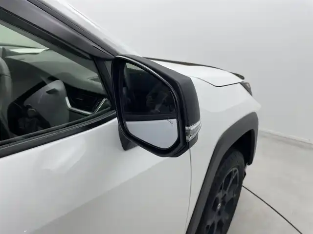 トヨタ ＲＡＶ４ アドベンチャー オフロードPKG 福井県 2021(令3)年 7.3万km スーパーホワイトⅡ 純正9インチナビ/型式：NSZT-Y68T/【AM/FM/CD/Bluetooth】/バックカメラ/ETC/ＪＡＯＳノーズプロテクター　/ＴＲＤフロントバンパーガーニッシュ/衝突軽減ブレーキ/クルーズコントロール（追従有）/車線逸脱警報機能/レザーシート/シートヒーター（運転席/助手席）/シートクーラー（運転席/助手席）/プッシュスタート/スマートキー/オートライト/LEDヘッドライド