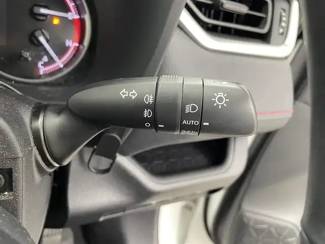 トヨタ ＲＡＶ４ アドベンチャー オフロードPKG 福井県 2021(令3)年 7.3万km スーパーホワイトⅡ 純正9インチナビ/型式：NSZT-Y68T/【AM/FM/CD/Bluetooth】/バックカメラ/ETC/ＪＡＯＳノーズプロテクター　/ＴＲＤフロントバンパーガーニッシュ/衝突軽減ブレーキ/クルーズコントロール（追従有）/車線逸脱警報機能/レザーシート/シートヒーター（運転席/助手席）/シートクーラー（運転席/助手席）/プッシュスタート/スマートキー/オートライト/LEDヘッドライド
