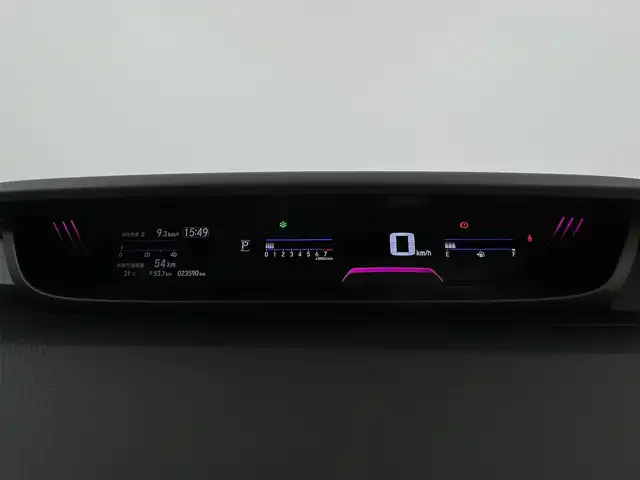 ホンダ フリード クロスター ホンダセンシング 大阪府 2022(令4)年 2.4万km シルバーミストグリーンM 禁煙車/ホンダセンシング/　・衝突軽減ブレーキ/　・誤発進抑制機能/　・路外逸脱抑制機能/　・アダプティブ・クルーズ・コントロール/　・車線維持支援システム/　・先行車発進お知らせ機能/　・標識認識機能/純正ナビ/　（Bluetooth/CD/DVD）/フルセグTV/バックカメラ/両側パワースライドドア/LEDヘッドライト/フォグランプ/ハーフレザーシート/純正15インチアルミホイール/コーナーセンサー/スマートキー/ETC