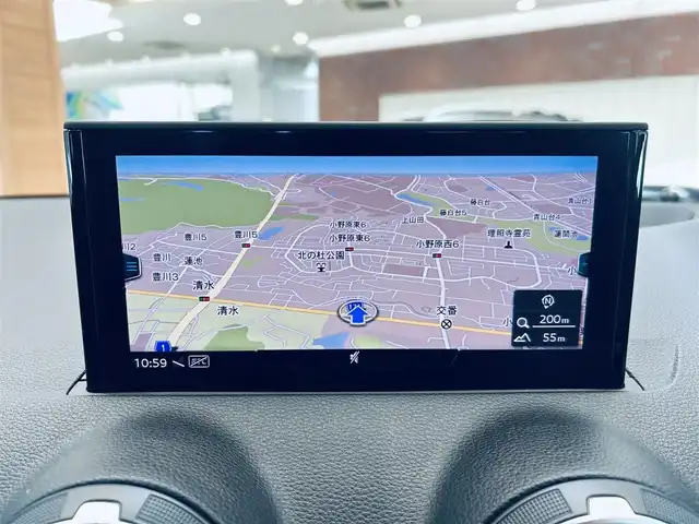 アウディ Ｑ２ ハッシュタグ ツーリング LTD 大阪府 2018(平30)年 2.4万km ナノグレー/フロレットシルバーM 限定150台/バーチャルコックピット/ACC/純正ナビ/TV/バックカメラ/シートヒーター/純正18インチAW/LEDヘッドライト/電動リアゲート/クリアランスソナー/サイドアシスト