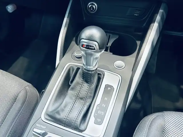 アウディ Ｑ２ ハッシュタグ ツーリング LTD 大阪府 2018(平30)年 2.4万km ナノグレー/フロレットシルバーM 限定150台/バーチャルコックピット/ACC/純正ナビ/TV/バックカメラ/シートヒーター/純正18インチAW/LEDヘッドライト/電動リアゲート/クリアランスソナー/サイドアシスト