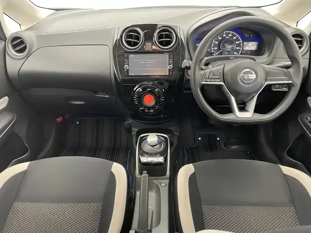 日産 ノート e－パワー X 愛知県 2017(平29)年 9万km スーパーブラック 純正ナビ　全方位カメラ　デジイン　禁煙車　ＥＴＣ　ドラレコ　フルセグＴＶ　ＤＶＤ再生　衝突軽減　レーンキープ　ＨＩＤオートライト　純正フロアマット　プッシュスタート　スマートキー　アラウンドビューモニター　エマージェンシーブレーキ　