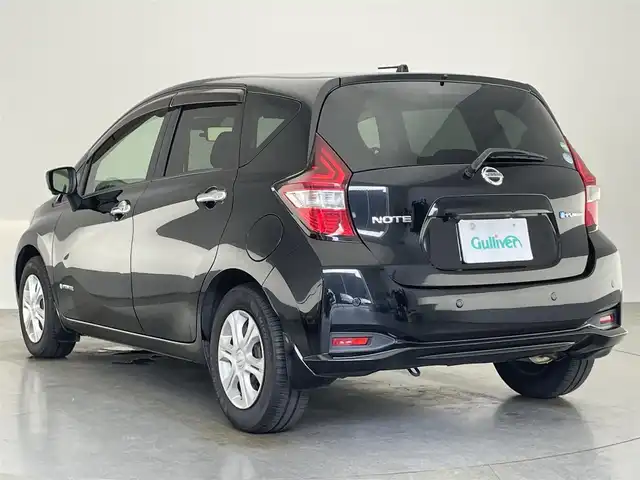 日産 ノート e－パワー X 愛知県 2017(平29)年 9万km スーパーブラック 純正ナビ　全方位カメラ　デジイン　禁煙車　ＥＴＣ　ドラレコ　フルセグＴＶ　ＤＶＤ再生　衝突軽減　レーンキープ　ＨＩＤオートライト　純正フロアマット　プッシュスタート　スマートキー　アラウンドビューモニター　エマージェンシーブレーキ　