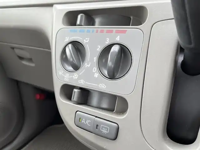 ダイハツ ミラ イース Lf SA 鳥取県 2016(平28)年 4.2万km ホワイト ４・W・D/純正CDオーディオ/スマートアシスト/キーレスエントリー/アイドリングストップ/ヘットライトレベライザー/マッドガード/フロアマット/ドアバイザー