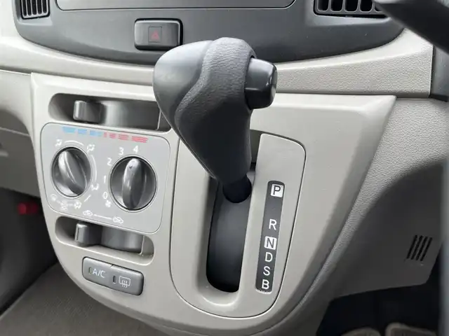 ダイハツ ミラ イース Lf SA 鳥取県 2016(平28)年 4.2万km ホワイト ４・W・D/純正CDオーディオ/スマートアシスト/キーレスエントリー/アイドリングストップ/ヘットライトレベライザー/マッドガード/フロアマット/ドアバイザー