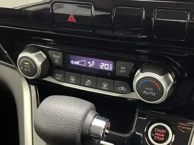 日産 セレナ ハイウェイスター プロパイロットED 新潟県 2016(平28)年 10万km ブリリアントホワイトパール 純正メモリナビ(型式:MM516D-L)/フルセグTV/バックカメラ/両側パワースライドドア/プロパイロット/スタッドレスタイヤ積込(社外15インチAW)/フォグランプ/オートブレーキホールド/ステアリングスイッチ