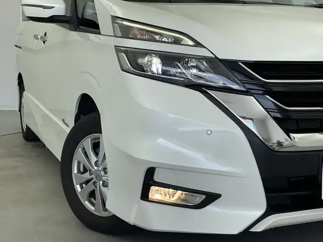 日産 セレナ ハイウェイスター プロパイロットED 新潟県 2016(平28)年 10万km ブリリアントホワイトパール 純正メモリナビ(型式:MM516D-L)/フルセグTV/バックカメラ/両側パワースライドドア/プロパイロット/スタッドレスタイヤ積込(社外15インチAW)/フォグランプ/オートブレーキホールド/ステアリングスイッチ