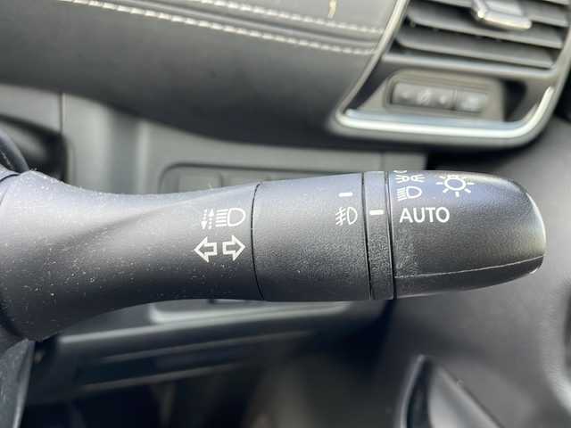 日産 セレナ ハイウェイスターVセレクションⅡ 山口県 2019(平31)年 8万km ブリリアントホワイトパール 2トーン アルパイン製メモリナビ/アルパイン製フリップダウンモニター/アルパイン製フロントツィータースピーカー/Bluetooth/フルセグTV/バックカメラ＆全周囲カメラ/ステアリングスイッチ/前席シートヒーター/インテリジェントルームミラー/前方ドライブレコーダー/両側パワースライドドア/スマートキー＆プッシュスタート/ステアリングヒーター/アイドリングストップ/プロパイロット/クルーズコントロール/衝突軽減ブレーキ/LEDヘっドライと/フォグライト/コーナーセンサー/ETC/電子制御パーキングブレーキ/保証書・取説