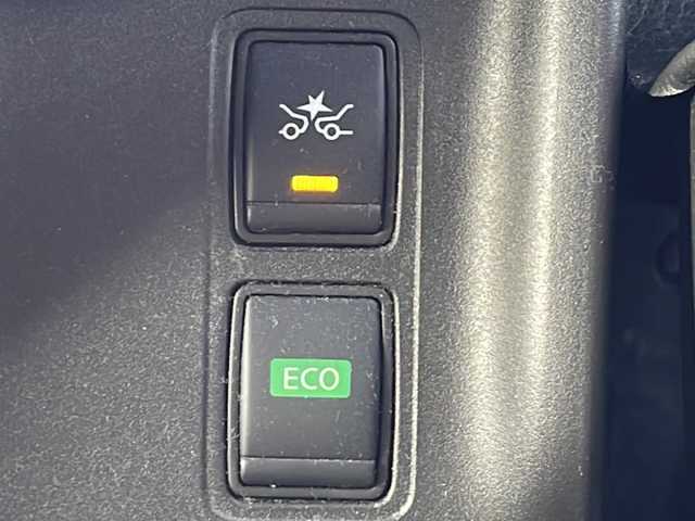 日産 セレナ ハイウェイスターVセレクションⅡ 山口県 2019(平31)年 8万km ブリリアントホワイトパール 2トーン アルパイン製メモリナビ/アルパイン製フリップダウンモニター/アルパイン製フロントツィータースピーカー/Bluetooth/フルセグTV/バックカメラ＆全周囲カメラ/ステアリングスイッチ/前席シートヒーター/インテリジェントルームミラー/前方ドライブレコーダー/両側パワースライドドア/スマートキー＆プッシュスタート/ステアリングヒーター/アイドリングストップ/プロパイロット/クルーズコントロール/衝突軽減ブレーキ/LEDヘっドライと/フォグライト/コーナーセンサー/ETC/電子制御パーキングブレーキ/保証書・取説