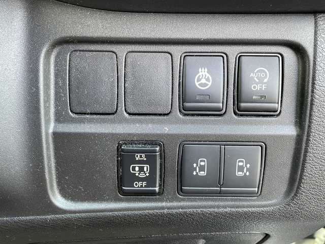 日産 セレナ ハイウェイスターVセレクションⅡ 山口県 2019(平31)年 8万km ブリリアントホワイトパール 2トーン アルパイン製メモリナビ/アルパイン製フリップダウンモニター/アルパイン製フロントツィータースピーカー/Bluetooth/フルセグTV/バックカメラ＆全周囲カメラ/ステアリングスイッチ/前席シートヒーター/インテリジェントルームミラー/前方ドライブレコーダー/両側パワースライドドア/スマートキー＆プッシュスタート/ステアリングヒーター/アイドリングストップ/プロパイロット/クルーズコントロール/衝突軽減ブレーキ/LEDヘっドライと/フォグライト/コーナーセンサー/ETC/電子制御パーキングブレーキ/保証書・取説