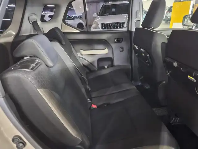 スズキ クロスビー HYBRID MZ 岩手県 2020(令2)年 6.2万km キャラバンアイボリーパールメタリック/ホワイト 2トーンルーフ 〇４WD/〇ケンウッドナビ/〇バックカメラ/〇ビルトインETC/〇ドライブレコーダー/〇セーフティサポート/〇SRSエアバッグ/〇オートライト/〇LEDヘッドランプ/〇LEDフロントフォグランプ/〇革巻きステアリングホイール/〇革巻きシフトノブ/〇ステアリングスイッチ/パドルシフト/〇撥水加工ファブリックシート/シートヒーター/〇パーソナルテーブル/シートバックポケット/〇純正16インチアルミホイール/〇キーレスプッシュスタートシステム/〇禁煙車