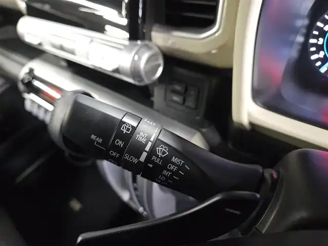 スズキ クロスビー HYBRID MZ 岩手県 2020(令2)年 6.2万km キャラバンアイボリーパールメタリック/ホワイト 2トーンルーフ 〇４WD/〇ケンウッドナビ/〇バックカメラ/〇ビルトインETC/〇ドライブレコーダー/〇セーフティサポート/〇SRSエアバッグ/〇オートライト/〇LEDヘッドランプ/〇LEDフロントフォグランプ/〇革巻きステアリングホイール/〇革巻きシフトノブ/〇ステアリングスイッチ/パドルシフト/〇撥水加工ファブリックシート/シートヒーター/〇パーソナルテーブル/シートバックポケット/〇純正16インチアルミホイール/〇キーレスプッシュスタートシステム/〇禁煙車