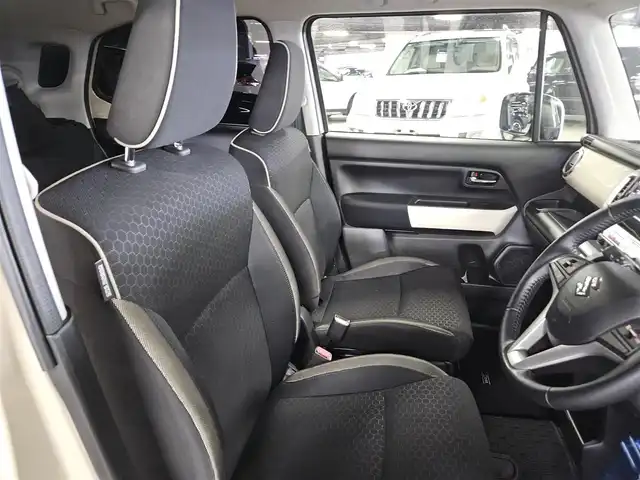 スズキ クロスビー HYBRID MZ 岩手県 2020(令2)年 6.2万km キャラバンアイボリーパールメタリック/ホワイト 2トーンルーフ 〇４WD/〇ケンウッドナビ/〇バックカメラ/〇ビルトインETC/〇ドライブレコーダー/〇セーフティサポート/〇SRSエアバッグ/〇オートライト/〇LEDヘッドランプ/〇LEDフロントフォグランプ/〇革巻きステアリングホイール/〇革巻きシフトノブ/〇ステアリングスイッチ/パドルシフト/〇撥水加工ファブリックシート/シートヒーター/〇パーソナルテーブル/シートバックポケット/〇純正16インチアルミホイール/〇キーレスプッシュスタートシステム/〇禁煙車