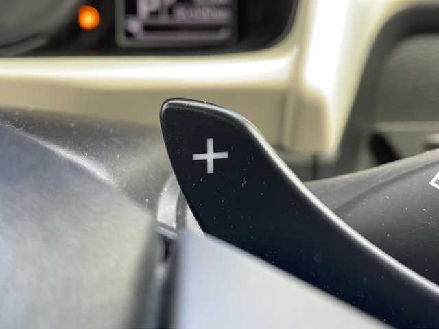 スズキ クロスビー HYBRID MZ 岩手県 2020(令2)年 6.2万km キャラバンアイボリーパールメタリック/ホワイト 2トーンルーフ レーダーブレーキS Bluetooth クルコン ETC ドライブレコーダー パドルシフト ステアスイッチ シートヒーター オートLEDヘッドライト フォグランプ コーナーセンサー ヒルディセントコントロール 純正16AW ヒーター付電格ミラー