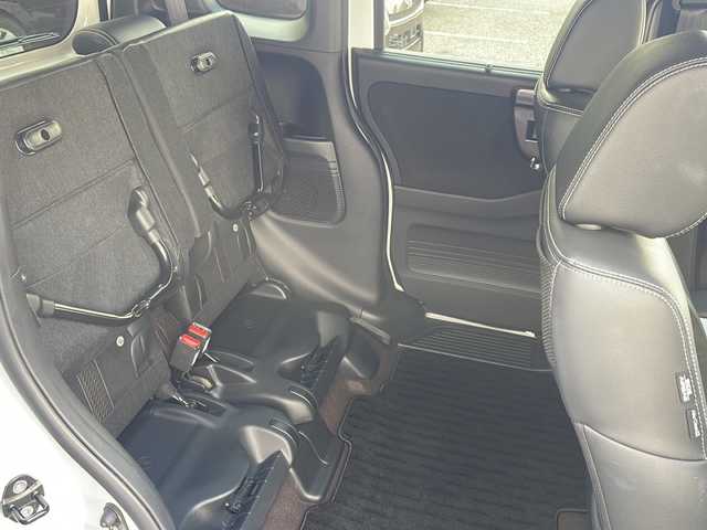 ホンダ Ｎ ＢＯＸ カスタム G L ターボ ホンダセンシング 兵庫県 2019(平31)年 4.2万km プラチナホワイトパール ワンオーナー/HondaSENSING（衝突被害軽減システム）/車高調/Gathersディーラーオプションナビ/　Bluetooth/SD/DVD/USB/iPod/AM/FM/フルセグテレビ（走行中視聴可能）/両側パワースライドドア/バックカメラ/ビルトインETC/前方ドライブレコーダー/パドルシフト/ベンチシート/チップアップシート/フルフラットシート/アイドリングストップ/アダプティブクルーズコントロール/アンチロック・ブレーキ・システム/レーンキープアシスト/後方コーナーセンサー/盗難防止装置/横滑り防止装置/社外アルミホイール/純正アルミホイール付属/純正サスペンション付属/純正フロアマット/パワーステアリング/パワーウィンドウ/LEDヘッドライト/スマートキー/スペアキー（1本）/保証書/取扱説明書