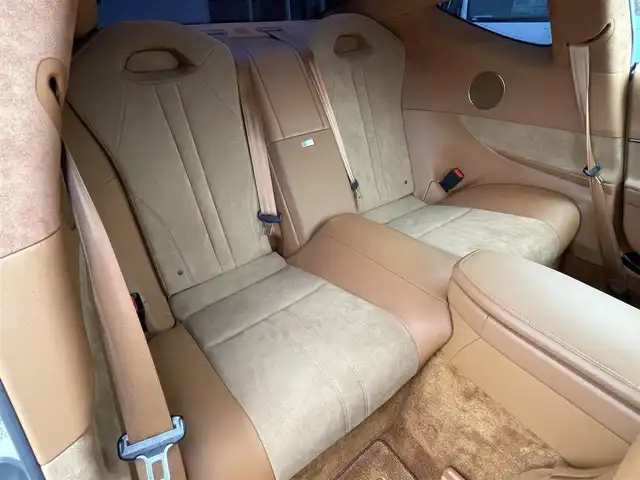 レクサス ＬＣ 500h Sパッケージ 群馬県 2017(平29)年 7.7万km ホワイトノーヴァガラスフレーク 純正黒キャリパー　/純正ＯＰ２１インチＡＷ　/アクティブウィング　/マークレビンソン　/茶革シート　/茶革内装　/純正メモリーナビ　/前席エアシート　/茶革ステアリング　/Ｍｉｒａｃａｓｔ　/純正ビルトインＥＴＣ２．０/Bluetooth/パーキングソナー/アイドリングストップ/アダプティブクルーズコントロール/パドルシフト/BSM/オートワイパー/AHB/電動ステアリング/シートセットポジションメモリー/LEDヘッドライト/純正フロアマット/スマートキー/スペアキー1本/パワーステアリング/バックカメラ/フルセグ