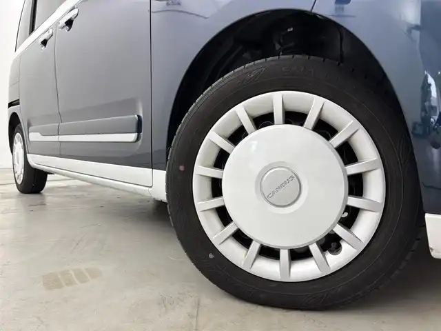 ダイハツ ムーヴ キャンバス ストライプス G 福岡県 2022(令4)年 1.1万km シャイニングホワイトパール/レーザーブルークリスタルシャイン 社外ディスプレイオーディオ　/バックカメラ　/両側パワースライドドア　/ワイヤレス充電　/ＥＴＣ　/ホッとカップホルダー　/衝突軽減　/レーンキープ　/コーナーセンサー　/アクセル踏み間違い防止　/横滑り防止　/シートヒーター　/ＬＥＤ