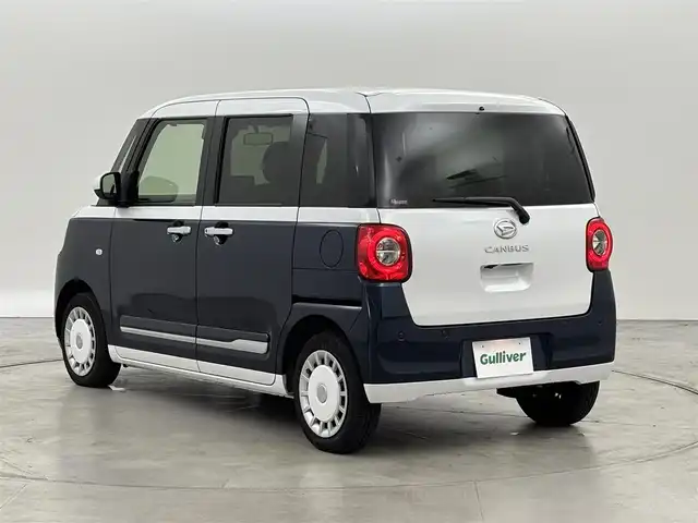 ダイハツ ムーヴ キャンバス ストライプス G 福岡県 2022(令4)年 1.1万km シャイニングホワイトパール/レーザーブルークリスタルシャイン 社外ディスプレイオーディオ　/バックカメラ　/両側パワースライドドア　/ワイヤレス充電　/ＥＴＣ　/ホッとカップホルダー　/衝突軽減　/レーンキープ　/コーナーセンサー　/アクセル踏み間違い防止　/横滑り防止　/シートヒーター　/ＬＥＤ