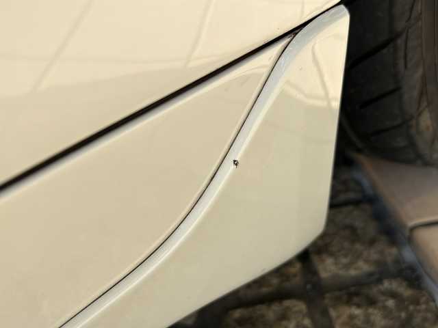 日産 スカイライン 400R 静岡県 2020(令2)年 2万km ブリリアントホワイトパール 純正ナビ/AM/FM/CD/DVD/フルセグTV/Bluetooth/AUX/Music Box/Andoroid Auto/主要装備/・レーダークルーズコントロール　/・ドライブレコーダー　/・ＥＴＣ２．０　/・ＢＳＭ　/・コーナーセンサー/・全方位カメラ/・サイドカメラ　/・パドルシフト　/・サンルーフ　/・スマートキー　/・ＢＯＳＥスピーカー　/・パワーシート/・シートメモリー/・シートヒーター/・純正アルミホイール/・純正フロアマット/・衝突軽減システム/・レザーシート/・ステアリングリモコン/・テレスコピックステアリング/・レーンキープ/・フォグランプ/・ステアリングリモコン/・プッシュスタート/・純正フロアマット/・