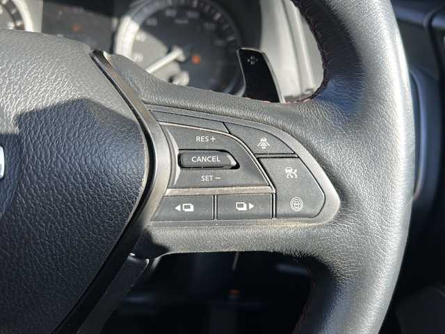 日産 スカイライン 400R 静岡県 2020(令2)年 2万km ブリリアントホワイトパール 純正ナビ/AM/FM/CD/DVD/フルセグTV/Bluetooth/AUX/Music Box/Andoroid Auto/主要装備/・レーダークルーズコントロール　/・ドライブレコーダー　/・ＥＴＣ２．０　/・ＢＳＭ　/・コーナーセンサー/・全方位カメラ/・サイドカメラ　/・パドルシフト　/・サンルーフ　/・スマートキー　/・ＢＯＳＥスピーカー　/・パワーシート/・シートメモリー/・シートヒーター/・純正アルミホイール/・純正フロアマット/・衝突軽減システム/・レザーシート/・ステアリングリモコン/・テレスコピックステアリング/・レーンキープ/・フォグランプ/・ステアリングリモコン/・プッシュスタート/・純正フロアマット/・