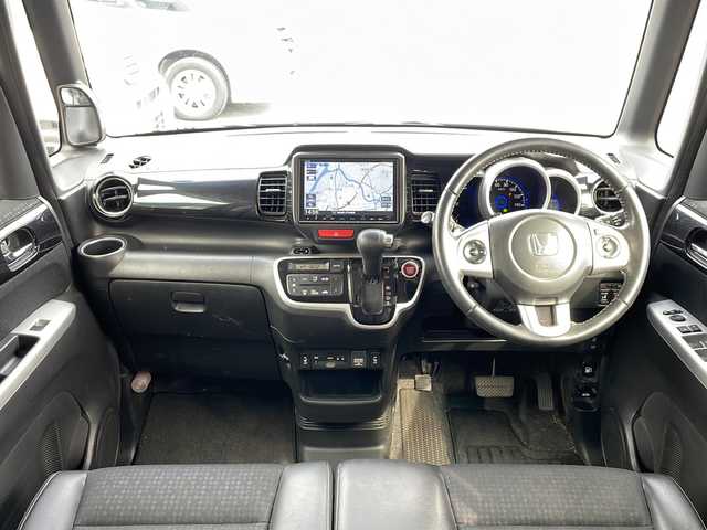 ホンダ Ｎ ＢＯＸ カスタム G ターボ Lパッケージ 青森県 2016(平28)年 9.6万km スマートブラック ４WD/純正８インチフルセグナビ/CD/BT/iPod/AUX/AppleCarPlay/後付け前後ドライブレコーダー/両側パワースライドドア/バックカメラ/D+N席シートヒーター/クルーズコントロール/純正アルミホイール/HIDヘッドライト/ターボエンジン/チップアップシート/ベンチシート/純正フロアマット/プッシュスタート/スマートキー/オートライト/横滑り防止装置/盗難防止装置/衝突軽減ブレーキ