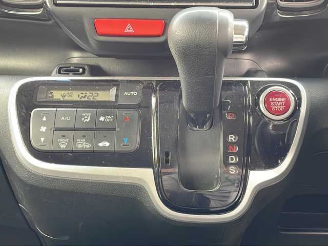 ホンダ Ｎ ＢＯＸ カスタム G ターボ Lパッケージ 青森県 2016(平28)年 9.6万km スマートブラック ４WD/純正８インチフルセグナビ/CD/BT/iPod/AUX/AppleCarPlay/後付け前後ドライブレコーダー/両側パワースライドドア/バックカメラ/D+N席シートヒーター/クルーズコントロール/純正アルミホイール/HIDヘッドライト/ターボエンジン/チップアップシート/ベンチシート/純正フロアマット/プッシュスタート/スマートキー/オートライト/横滑り防止装置/盗難防止装置/衝突軽減ブレーキ