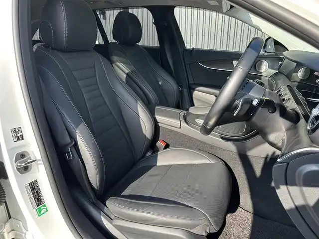 メルセデス・ベンツ Ｅ２２０ｄ 4マチック オールテレイン 福島県 2021(令3)年 5.3万km ダイヤモンドホワイト エクスクルーシブパッケージ/・パノラミックスライディングルーフ/・前席ベンチレーター/・ヘッドアップディスプレイ/・エナジャイギングパッケージ/・プライバシーガラス/エアバランスパッケージ/・空気清浄機能付きパフュームアトマイザー/Burmester/ACC/レーンキープ/ブラインドスポット/マルチビームLEDヘッドライト/黒革シート/パワーシート/全席シートヒーター/AIR BODY CONTROLエアサスペンション/ダイナミックセレクト/純正ナビ/Apple CarPlay/フルセグTV/360°カメラ/ETC/電動リアゲート/前後ドライブレコーダー/純正19インチAW/取扱説明書/保証書