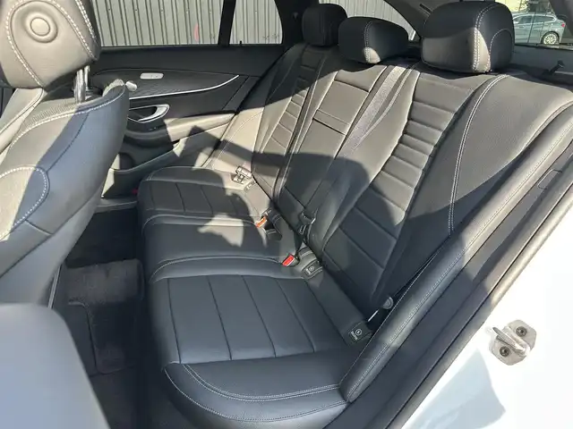 メルセデス・ベンツ Ｅ２２０ｄ 4マチック オールテレイン 福島県 2021(令3)年 5.3万km ダイヤモンドホワイト エクスクルーシブパッケージ/・パノラミックスライディングルーフ/・前席ベンチレーター/・ヘッドアップディスプレイ/・エナジャイギングパッケージ/・プライバシーガラス/エアバランスパッケージ/・空気清浄機能付きパフュームアトマイザー/Burmester/ACC/レーンキープ/ブラインドスポット/マルチビームLEDヘッドライト/黒革シート/パワーシート/全席シートヒーター/AIR BODY CONTROLエアサスペンション/ダイナミックセレクト/純正ナビ/Apple CarPlay/フルセグTV/360°カメラ/ETC/電動リアゲート/前後ドライブレコーダー/純正19インチAW/取扱説明書/保証書