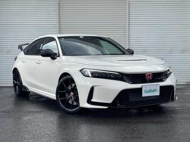 ホンダ シビック タイプR 福島県 2024(令6)年 0.1万km未満 チャンピオンシップホワイト ワンオーナー/ホンダコネクトディスプレーナビ/BT/USB/フルセグTV/ホンダセンシング/レーダークルーズコントロール/クリアランスソナー/ステアリングリモコン/バックカメラ/プッシュスタート/ドアバイザー/オートライト/フルLEDヘッドライト/ビルトインETC 2.0/純正ドライブレコーダー/USB充電ポート