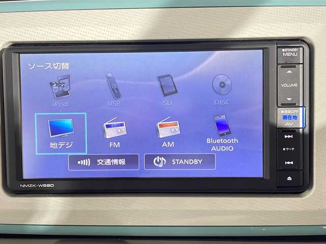ダイハツ ムーヴ キャンバス X メイクアップ リミテッド SAⅢ 沖縄県 2018(平30)年 3万km パールホワイトⅢ/ファインミントメタリック 2トーン 禁煙車　/純正ナビ[NMZK-W69D]/（ＣＤ/ＤＶＤ/Ｂｌｕｅｔｏｏｔｈ）/全方位カメラ/バックカメラ/両側パワースライド/純正フロアマット/ＵＳＢ入力端子/スマートキー/プッシュスタート/ステアリングスイッチ/取扱説明書
