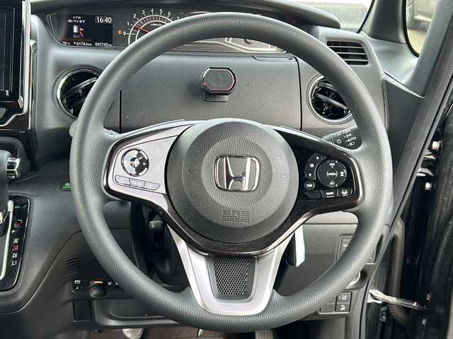 ホンダ Ｎ ＢＯＸ カスタム G L ホンダセンシング 鹿児島県 2020(令2)年 4.8万km クリスタルブラックパール 社外ナビ／Bluetooth／DVD／CD/KENWOOD（MDV-S707L）/クルーズコントロール/オートライト/両側パワースライドドア/プッシュスタートボタン/パワーウィンドウ/レーンアシスト/フルセグ/バックカメラ/ETC