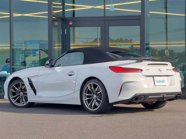 ＢＭＷ Ｚ４ M40i 東京都 2022(令4)年 2.5万km アルピンホワイトⅢ BMWライブコックピット/・10.25インチマルチディスプレイメーターパネル/・10.25インチワイドコントロールディスプレイ/・HDDナビゲーションシステム/・Bluetooth/・バックカメラ/ワイヤレスチャージング/ETC２．０/ドライブレコーダー/ヘッドアップディスプレイ/アクティブクルーズコントロール/レーンディパーチャーウォーニング/レーンチェンジウォーニング/衝突回避・被害軽減ブレーキ/レザーシート/シートヒーター/スマートキー/スペアキー/社外リアスポイラー