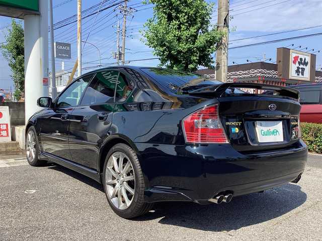 スバル レガシィ Ｂ４ 2．0GT スペックB 栃木県 2005(平17)年 3.3万km オブシディアンブラックパール  ワンオーナー/ 社外DVDナビ/ HIDヘッドライト/ フォグライト/ ETC/ 純正オプションMOMO製ステアリング/ D席パワーシート/ 取説・ナビ説・保証書・スペアキー・ナビリモコン/ STIシフトノブ（純正シフトノブ車内積載）