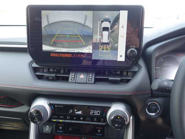 トヨタ ＲＡＶ４ HV アドベンチャー オフロードPKGⅡ 静岡県 2024(令6)年 0.3万km スーパーホワイトⅡ ワンオーナー／禁煙車/走行距離2951キロ/車検9年3月26日/トヨタセーフティセンス/　・プリクラッシュセーフティ/　・レーンとレーシングアシスト/　・オートマチックハイビーム/　・ロードサインアシスト/　・レーダークルーズコントロール/　・先行車発進のお知らせ/10.5インチディスプレイオーディオプラス/　ナビ/BT/USB/HDMI/AM.FM/フルセグTV/AppleCarPlay／Android audio/ETC2.0/パノラミックビューモニター/BSM/デジタルインナーミラー/ステアリングヒーター/前席シートヒーター／エアシート/運転席メモリー機能付パワーシート/パワーバックドア／ハンズフリー/ルーフレール/純正専用サスペンション/TRDマッドガード/ドアハンドルプロテクター/LEDヘッドライト／オートマチックハイビーム/社外3Dフロアマット／トランクマット/純正ドアバイザー/取扱説明書／保証書