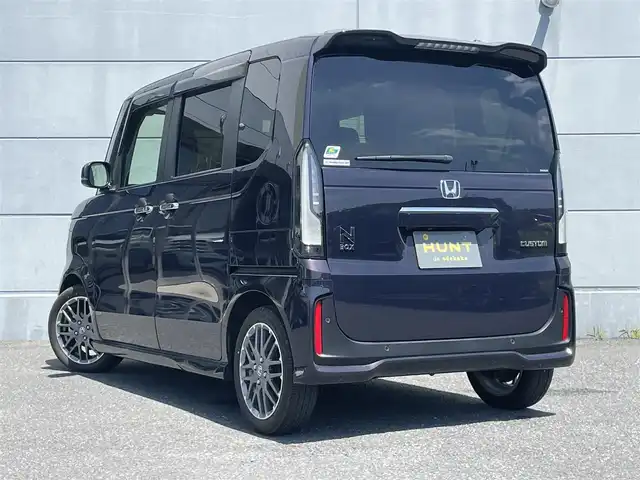 ホンダ Ｎ ＢＯＸ カスタム ターボ 千葉県 2024(令6)年 0.4万km トワイライトミストブラックパール ホンダセンシング/　衝突軽減ブレーキ/レーンキープアシスト/　レーダークルーズコントロール/オートハイビーム/　クリアランスソナー/純正9インチメモリナビ/　フルセグ/BT/カープレイ/バックカメラ/ステアリングスイッチ/パドルシフト/両側パワースライドドア/ハーフレザーシート/シートヒーター(D/N席)/電動パーキングブレーキ/ブレーキホールド/スマートキー/プッシュスタート/電動格納/ウィンカーミラー/LEDヘッドライト/オートライト/フロアマット/純正15インチAW