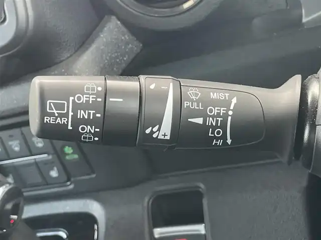 ホンダ Ｎ ＢＯＸ カスタム ターボ 千葉県 2024(令6)年 0.4万km トワイライトミストブラックパール ホンダセンシング/　衝突軽減ブレーキ/レーンキープアシスト/　レーダークルーズコントロール/オートハイビーム/　クリアランスソナー/純正9インチメモリナビ/　フルセグ/BT/カープレイ/バックカメラ/ステアリングスイッチ/パドルシフト/両側パワースライドドア/ハーフレザーシート/シートヒーター(D/N席)/電動パーキングブレーキ/ブレーキホールド/スマートキー/プッシュスタート/電動格納/ウィンカーミラー/LEDヘッドライト/オートライト/フロアマット/純正15インチAW