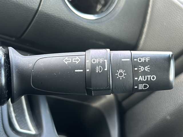 ホンダ Ｎ ＢＯＸ 石川県 2018(平30)年 7.7万km プラチナホワイトパール ワンオーナー/ホンダセンシング/・衝突被害軽減/・レーダークルーズコントロール/・誤発進抑制機能（前方・後方）/・先行車発進お知らせ機能/・車線逸脱抑制機能/・路外逸脱抑制機能/・標識認識機能/・オートハイビーム/純正9インチナビゲーション/【CD・DVD・Bluetooth・フルセグTV・SD】/型式：VXU-195NBi/バックカメラ/両側パワースライドドア/ドライブレコーダー/パドルシフト/ビルトインETC/オートライト/・LEDヘッドライト/・社外LEDフォグランプ/電動格納ミラー/・ウィンカーミラー/プッシュスタート/・スペアキー1本/取扱説明書/保証書