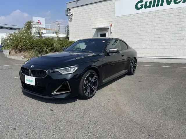 ＢＭＷ ＢＭＷ Ｍ２４０ｉ xDriveクーペ 神奈川県 2024(令6)年 0.9万km サファイアブラックP １オーナー/ハイラインパッケージ/・ヴァーネスカレザーシート/ファストトラックパッケージ/・19インチアロイホイール/・アダプティブMサスペンション/・Mテクノロジーパッケージ/ヘッドアップディスプレイ/ワイヤレススマホ充電/運転支援装置/・衝突軽減ブレーキ/・レーンデパーチャウォーニング/・アクティブクルーズコントロール/・パークアシストシステム/・ハイビームアシスト/全方位カメラ/スマートキーX2/2.0ETC/新車時手帳、取説