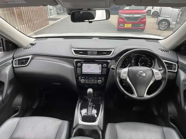 日産 エクストレイル 20X エマージェンシーブレーキ 千葉県 2014(平26)年 8.7万km ブリリアントホワイトパール (株)IDOMが運営する【じしゃロン八千代店】の自社ローン対象車両になります。こちらは現金またはオートローンご利用時の価格です。自社ローンご希望の方は別途その旨お申付け下さい/HDDナビ/バックカメラ/エマージェンシーブレーキ/シートヒーター/7人乗り/スマートキー