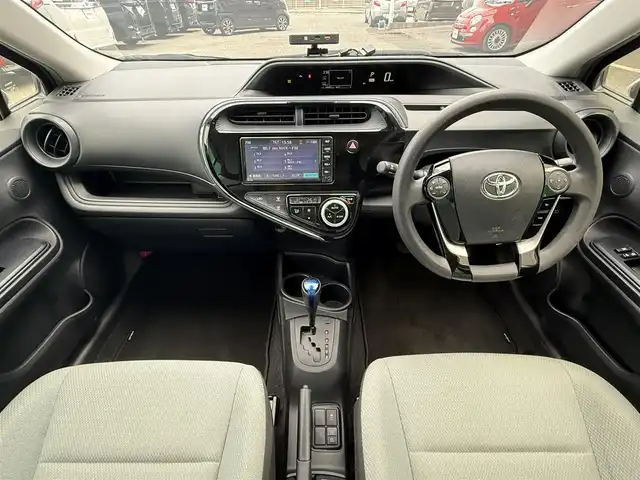 トヨタ アクア S ビジネスパッケージ 千葉県 2020(令2)年 4.4万km シルバーM 純正SDナビ/Bluetooth/前後ドライブレコーダー/ETC/バックカメラ/トヨタセーフティセンス/オートハイビーム/純正フロアマット